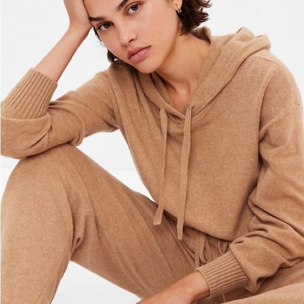 SET, Gap CashSoft Camel Hoodie (M) Pants (S)